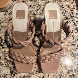 Dolce Vita Ashby tan size 10